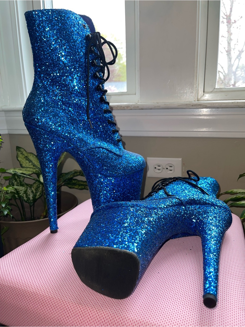 Pleaser Flamingo-1020GWR Lace-Up Front Glitter Ankle Boots (Size 9) - Picture 4 of 5